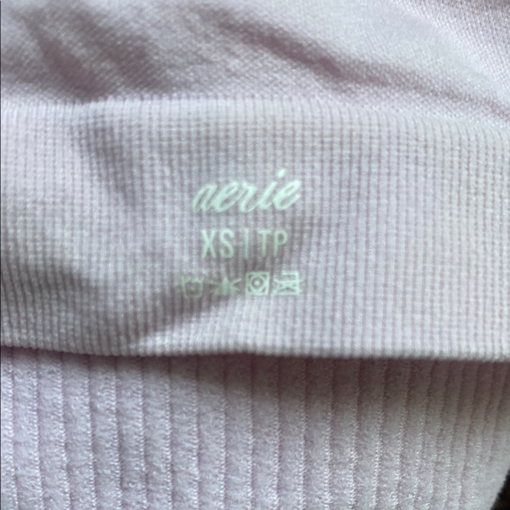 Pink Ribbed Crop Top - Picture 3 of 3